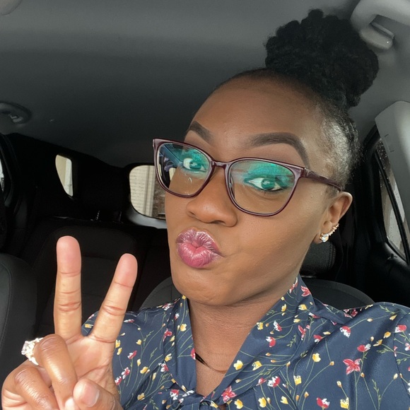 Meet your Posher, Ike - Picture 1 of 1